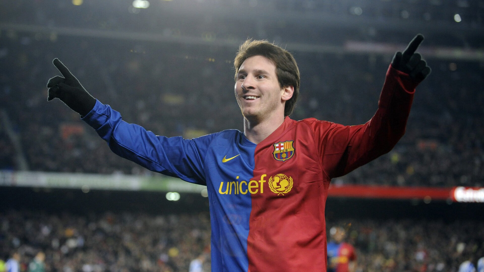 开云在线直播-郁金香与高卢雄鸡的生死战,在托纳利的镰刀下凝固成永恒